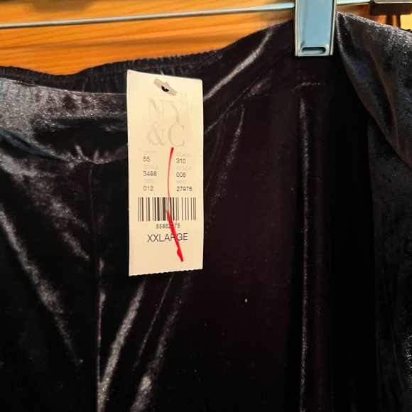 Velvet palazzo trousers. - Picture 3 of 3